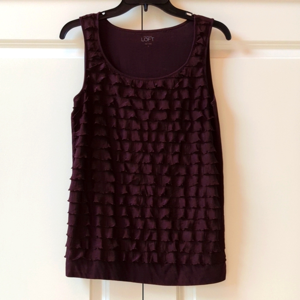 LOFT Textured Ruffle Top